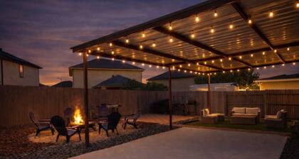 Spacious Laredo Home w/ Fire Pit, Playground & Backyard