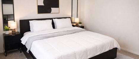 3 bedrooms, iron/ironing board, WiFi, bed sheets