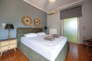 5 Schlafzimmer, Bügeleisen/Bügelbrett, Bettwäsche