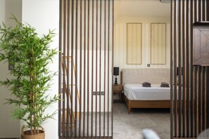 5 Schlafzimmer, Bügeleisen/Bügelbrett, Bettwäsche