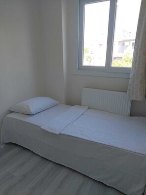 Comfort Room, Garden View