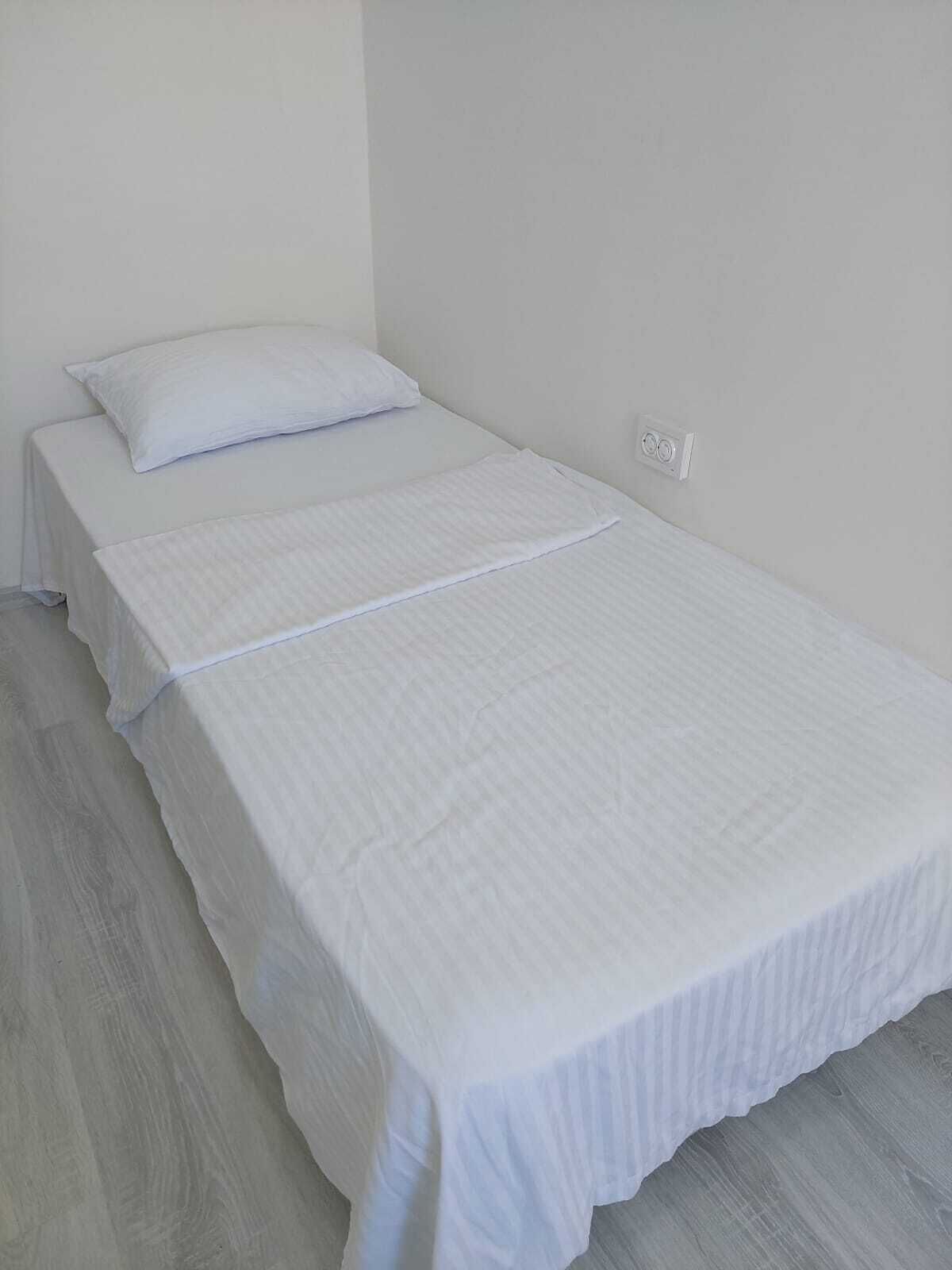 Comfort Room, Garden View