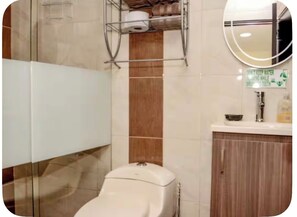 Towels, toilet paper - 108 LOVELY 2 BEDROOM APARTMENT NEAR PARK POBLADO (Medellín)