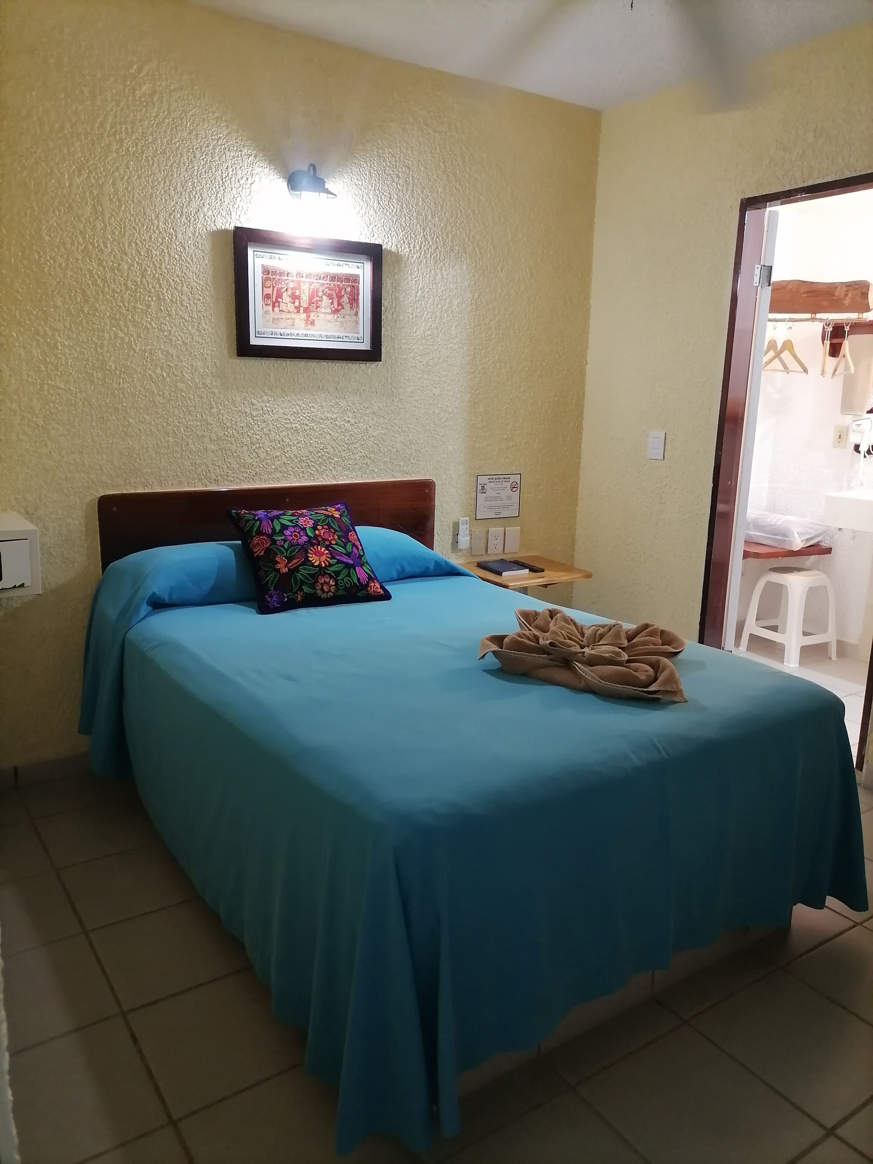 Standard Single Room, Non Smoking, Courtyard View