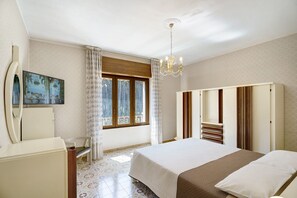 2 chambres, Wi-Fi, draps fournis