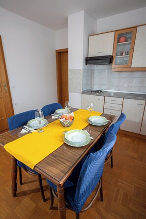 Dining - Sotla Serenity Apartments 1 (Bistrica ob Sotli)