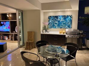 Dining - Luxury PV Amapas Condo • Sweeping Ocean & City Views • Walk to Los Muertos Beach (Puerto Vallarta)