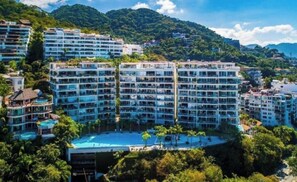 Exterior - Luxury PV Amapas Condo • Sweeping Ocean & City Views • Walk to Los Muertos Beach (Puerto Vallarta)