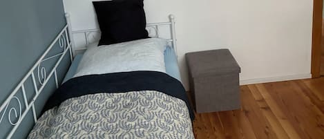 2 Schlafzimmer, Bügeleisen/Bügelbrett, Internetzugang, Bettwäsche