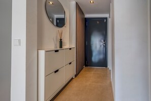 Interior - Stylish 3BR Townhouse with Solarium, Garden & Pool near Marbella & Puerto Banús (Estepona)
