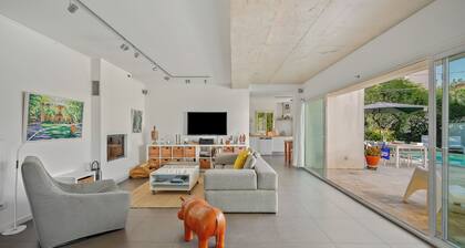 Villa au Calme - private pool - 3 bedrooms - beaches 10min- Shops