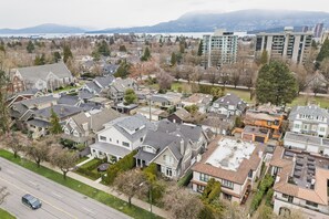 Exterior - Brand-New Sun-Drenched Kits Home with Rooftop Deck (Vancouver)