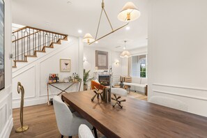 Dining - Brand-New Sun-Drenched Kits Home with Rooftop Deck (Vancouver)