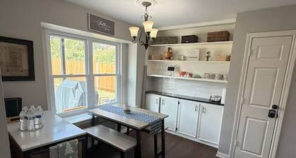 Welcome to Silver-lining a beautiful 3-bedroom house in delightful McKinney.
