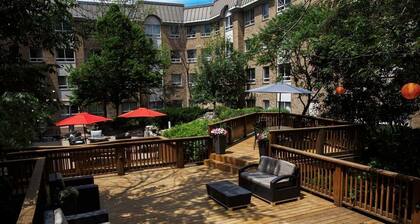 1BR King Suite w/ Kitchen | Free Breakfast + Gym