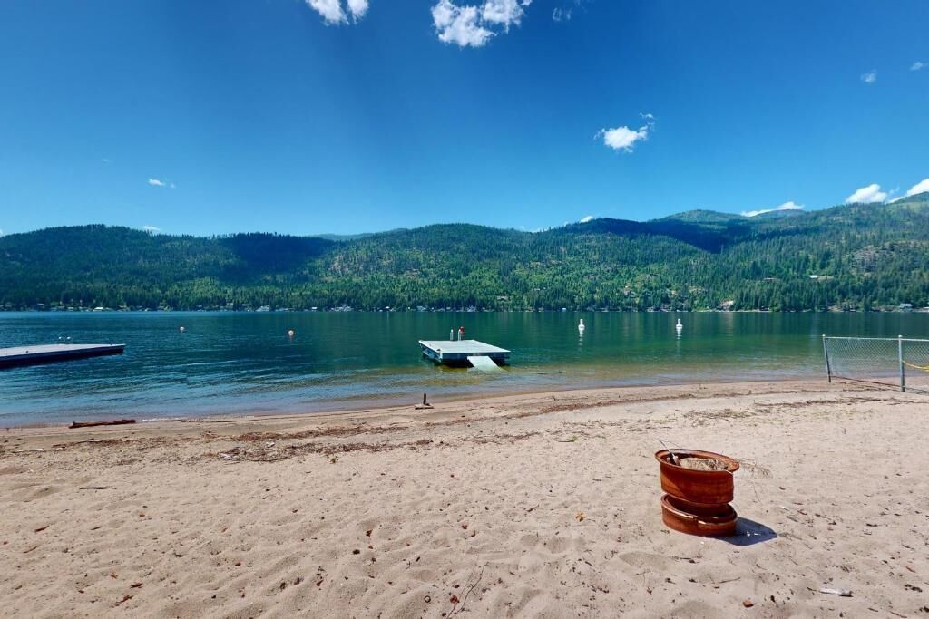 Maison, balcon, vue sur le lac | Plage