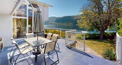 The Re-Treat at Christina Lake