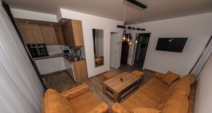 Apartment, 1BDR, shared pool