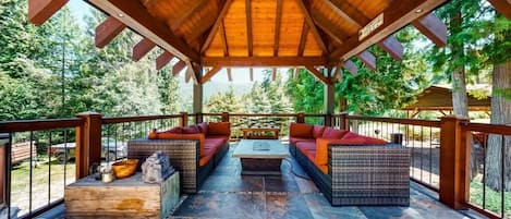 House, Balcony | Terrace/patio