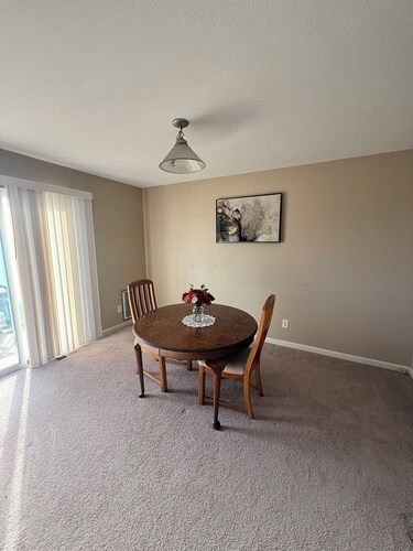 Hassle-Free Living – Beautiful Furnished Townhome, All Inclusive!