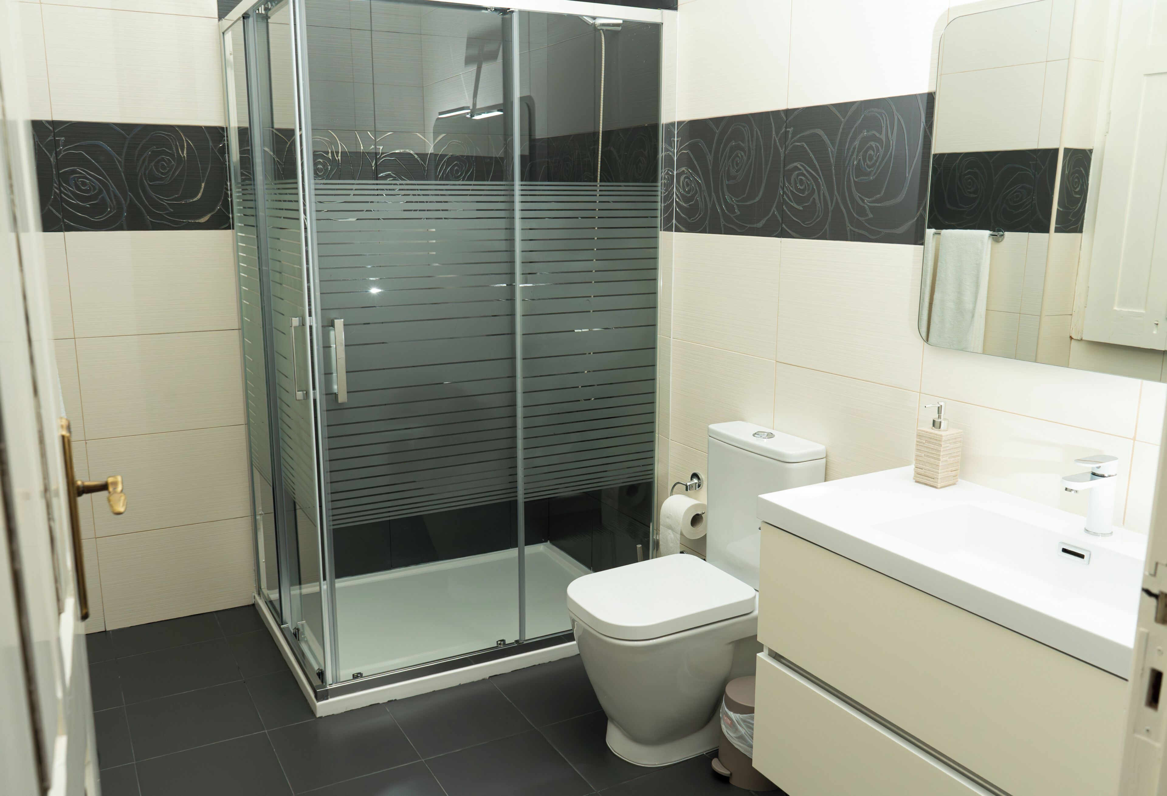 Double or Twin Room, Garden View | Bathroom