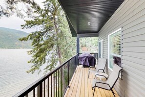 BBQ/picnic Area - Sunshine Beach (Christina Lake)