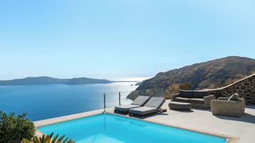 Premium Villa with Private Pool & Caldera View | Piscina particular