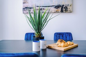 Dining - Middleton Chambers by Guestz (Hull)