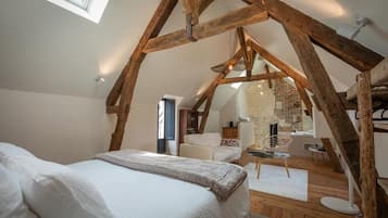 Romantic Suite, Balcony, Courtyard View