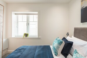 Room - Middleton Chambers by Guestz (Hull)