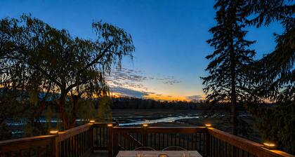 Steps to Beach • Hot Tub • Game Room • Water Views