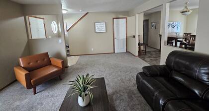 Spacious Family Home Gladys Retreat