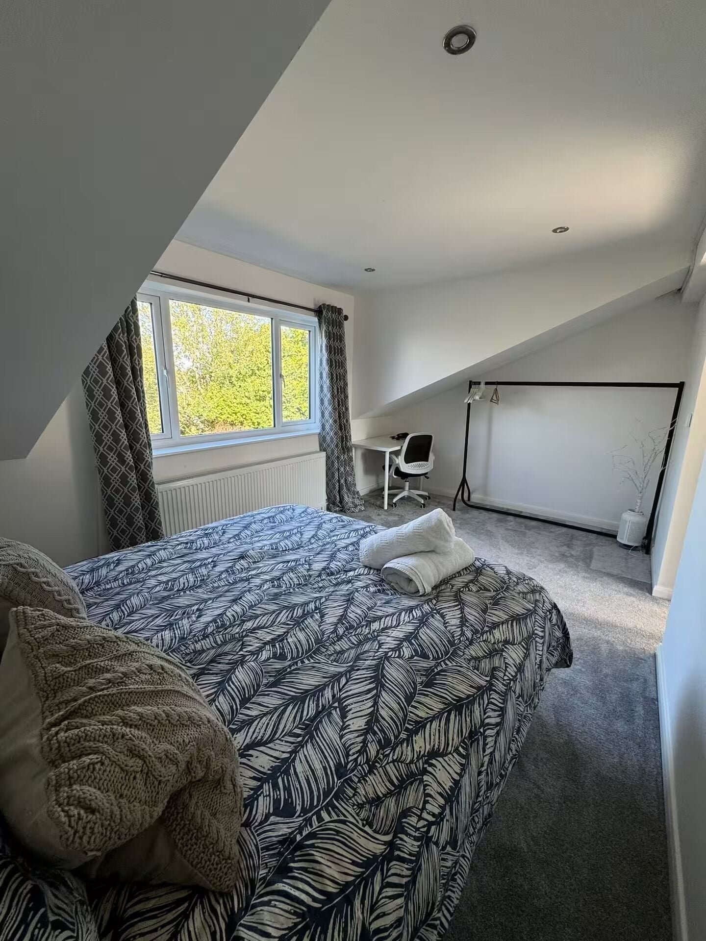 2 chambres, fer et planche à repasser, Wi-Fi gratuit, draps fournis