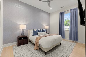 3 habitaciones, tabla de planchar con plancha, wifi y ropa de cama 