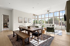 Dining - Peak on Main Modern Luxury 3BR Condo — Walk to Downtown Woodstock (Woodstock)