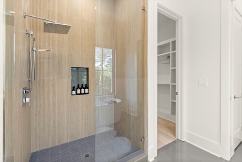 Luxe New 3BR Adair Park Downtown Woodstock