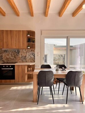 Dining - Klima Breeze – 2BR · Private Pool, Terrace & Views (Τοπική Κοινότητα Κλήματος)