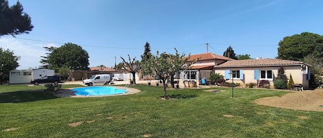 Extérieur