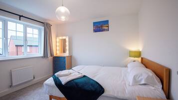 3 bedrooms, WiFi, bed sheets