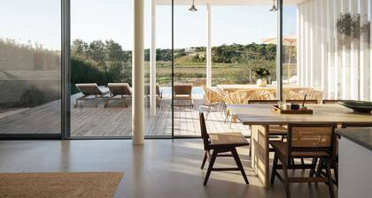 Modern Elegance Meets the Wild Beauty of Carvalhal