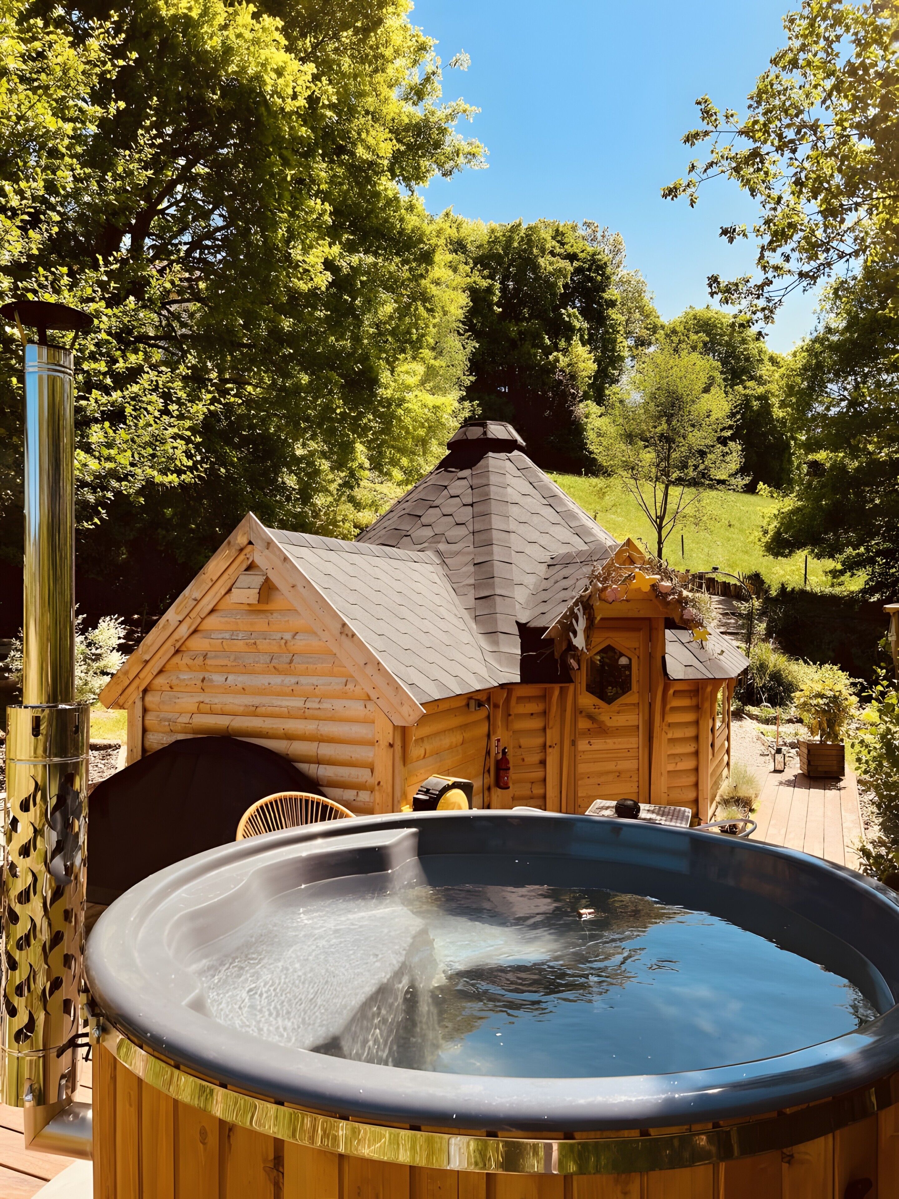 Outdoor spa tub