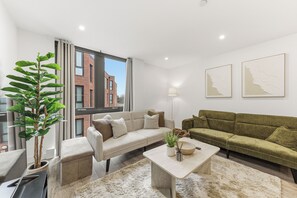 Smart TV - Cosy Central York Apartment - Sleeps 4 - Free Gym (York)