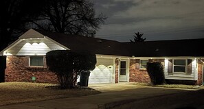 Exterior - The Okie Oasis: Cozy, clean, and conveniently located in NW OKC! (Oklahoma City)