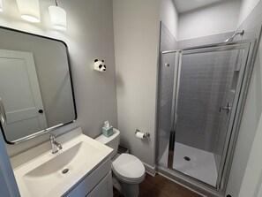 Bathroom - Spacious 3-bedroom townhome in quaint Brookhaven with AC (Brookhaven)