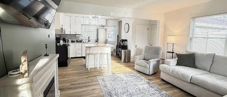 Smart TV, fireplace, computer monitors