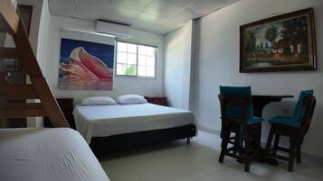 Standard Room | Free WiFi
