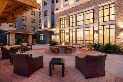 Accessible 2BR | Roll-In Shower, Breakfast + Pool