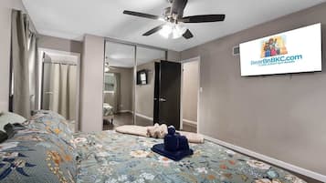 5 bedrooms, iron/ironing board, travel crib, WiFi