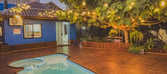 Cabana Raízes with Hot Tub, Fireplace and Private Pool.