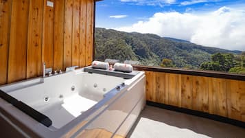 Superior Double Room, Balcony, Mountain View | Property grounds